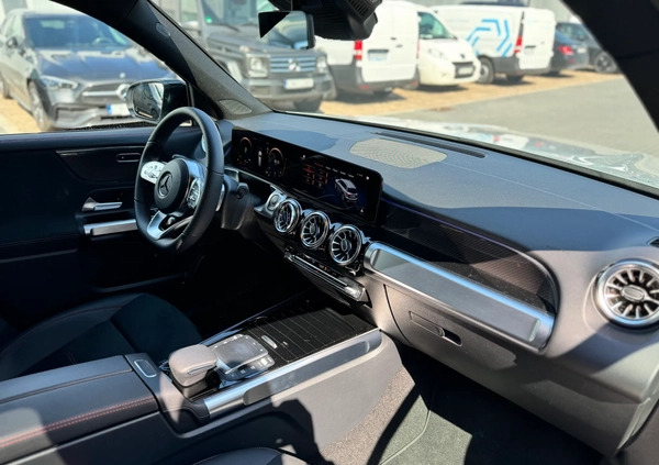 Mercedes-Benz GLB cena 214900 przebieg: 6900, rok produkcji 2023 z Tłuszcz małe 37